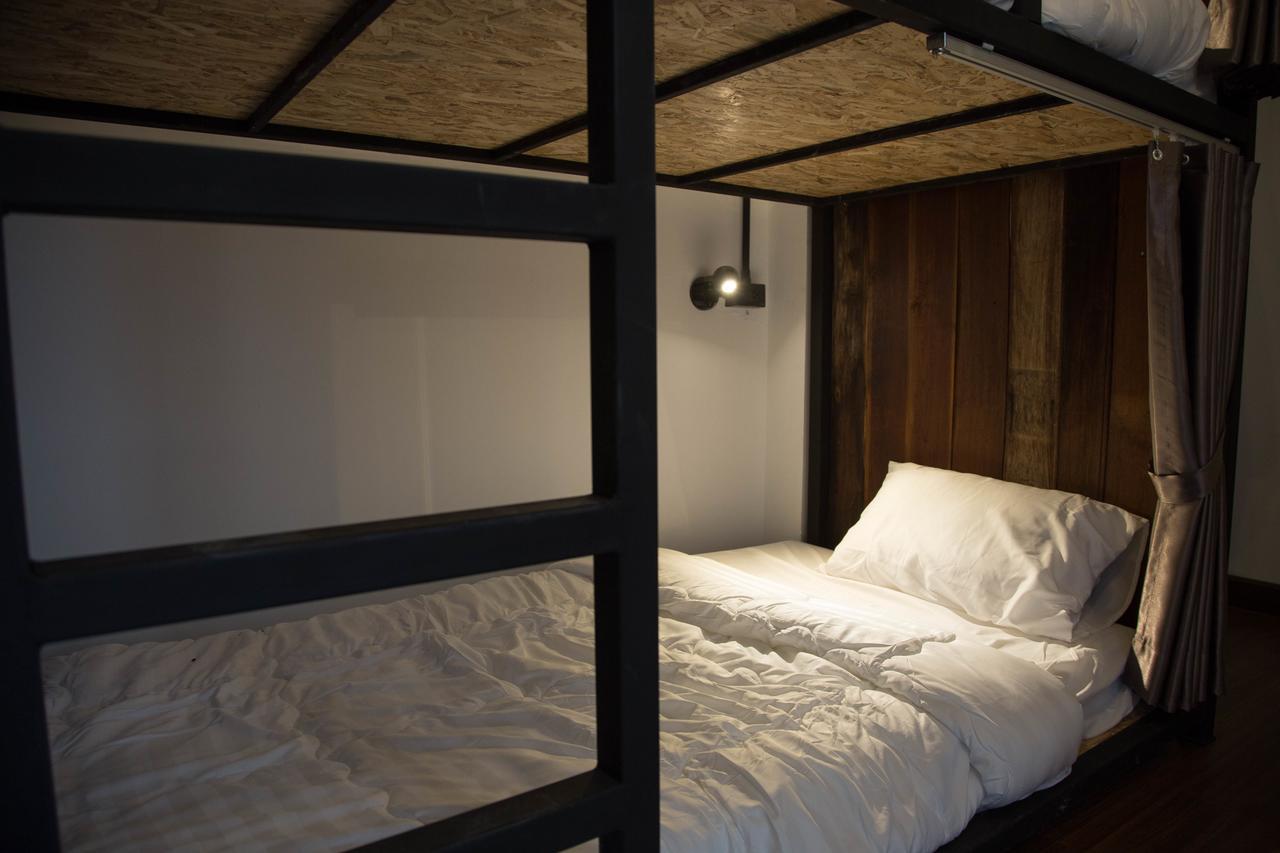 Sleep With You - Hatch Co-Living And Co-Working Space Chiang Mai Exterior foto